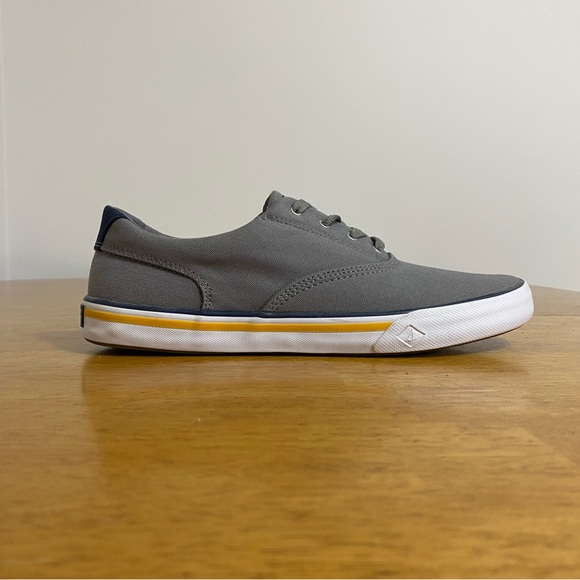 Sperry Men's Striper II CVO Wool Plaid Sneaker